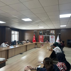 "1 Doğru 1 Yanlış" Etkinliği ve "Evlilik Yolunda İlk Adımlar" Eğitimi Gerçekleştirildi - fotoğraf 2