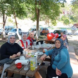“Aile Yılı” Kapsamında Nisi Göleti’nde Keyifli Piknik Etkinliği - fotoğraf 7