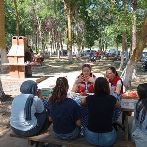 “Aile Yılı” Kapsamında Nisi Göleti’nde Keyifli Piknik Etkinliği - fotoğraf 6
