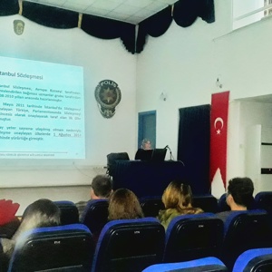 25 Kasım Kadına Yönelik Şiddetle Uluslararası Mücadele Günü kapsamında Eğitim verildi - fotoğraf 2