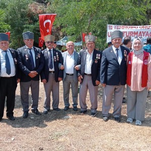 15 Temmuz Şehidimiz Ömer Can Açıkgöz Hatıra Ormanı’nda Anıldı - fotoğraf 1