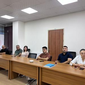 Engelli ve Yaşlı  Hizmetleri Biriminde Hizmet Veren Mesleki Personele Yönelik Bilgilendirme, Rehberlik ve Değerlendirme Toplantısı - fotoğraf 2