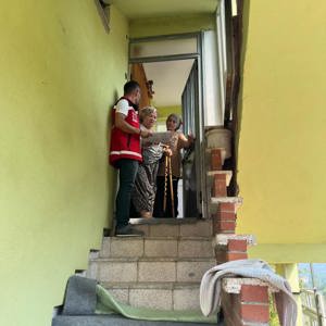 Karabük İlimizde Orman Yangınlarından Etkilenen Vatandaşlarımızın Yanındayız - fotoğraf 5