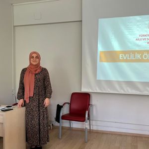 Evlenicek Çiftlerimize Evlilik Öncesi Eğitimi Verilmiştir - fotoğraf 4