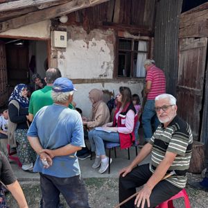  Karabük ilimizde Yaşanan Orman Yangınlarından Etkilenen Vatandaşlarımızın Yanındayız - fotoğraf 2