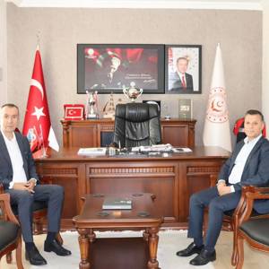 Sayın Çetin Ayvalık'tan İl Müdürümüz Abdurrahman Bilgiç'e Veda Ziyareti - fotoğraf 1