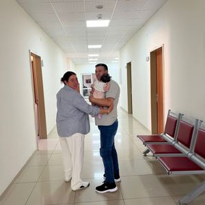  Asel bebeğimizi bugün Kalıcı Koruyucu Ailesi'nin Yanına Yerleştirdik.  - fotoğraf 2