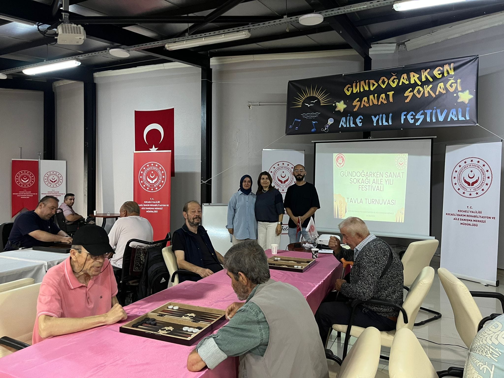 Gündoğarken Sanat Sokağı Festivalimiz, tavla turnuvası ile başladı!