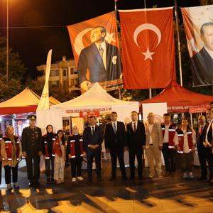 15 Temmuz Demokrasi ve Millî Birlik Günü’nün 9. Yıl Dönümünde Şehitlerimiz Saygıyla Anıldı. - fotoğraf 3