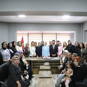 Bakanımız Göktaş, Bingöl'de Gönül Elçileri ile Koruyucu Aile Farkındalık Toplantısı'nda konuştu - fotoğraf 26