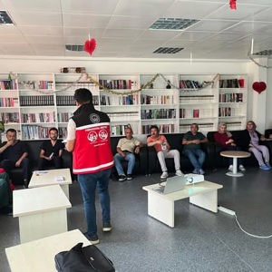 Kadına Yönelik Şiddet ve Erken Yaşta Evliliklerle Mücadele Semineri Düzenlendi - fotoğraf 1