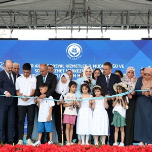 Aile ve Sosyal Hizmetler Bakanımız Mahinur Özdemir Göktaş, Iğdır'da konuştu - fotoğraf 5
