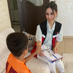 "Aile ve Çocuklara Kitap Ayraçları Dağıtılmış" - fotoğraf 3
