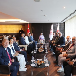 Bakanımız Göktaş, Roman vatandaşların hak arama farkındalığına yönelik çalıştayda konuştu - fotoğraf 4