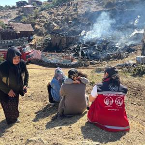 Kılıçlı Köyü’nde Yangın Mağduru Vatandaşa Psikososyal Destek Sağlandı - fotoğraf 6