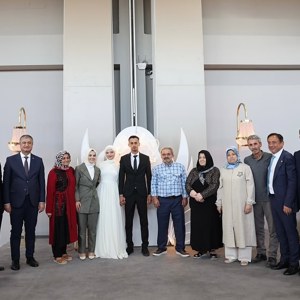 Aile ve Sosyal Hizmetler Bakanımız Sayın Mahinur Özdemir Göktaş Karabük İlimizde Genç Çiftimizin Nikâh Şahidi Oldu - fotoğraf 1