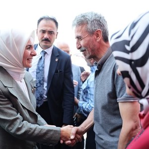 Aile ve Sosyal Hizmetler Bakanımız Sayın Mahinur Özdemir Göktaş Karabük İlimizde Genç Çiftimizin Nikâh Şahidi Oldu - fotoğraf 4