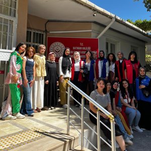 "Çocuklarımızla Çeşitli Oyunlar ve Aktiviteler " - fotoğraf 1