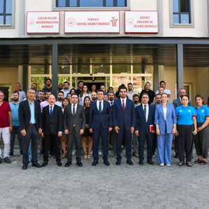 Valimiz Sayın Şefik Aygöl, Müdürlüğümüzü ziyaret ederek çalışmalar hakkında bilgi aldı. - fotoğraf 3