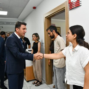 Valimiz Sayın Şefik Aygöl, Müdürlüğümüzü ziyaret ederek çalışmalar hakkında bilgi aldı. - fotoğraf 2