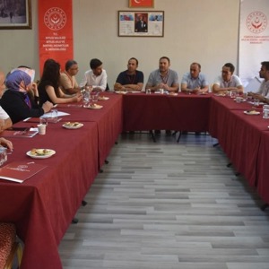 Bitlis'te "2. Yaşlılık Şurası" kapsamında "İl Yaşlı Çalıştayı" düzenlendi. - fotoğraf 8
