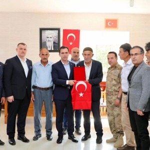 Bitlisli Kıbrıs Gazimiz Mehmet Sait Kardaş Son Yolculuğuna Uğurlandı. - fotoğraf 1