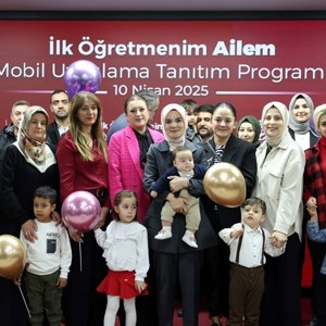 Bakanımız Göktaş: “ ‘İlk Öğretmenim Ailem’ mobil uygulamamızı 4 ay içerisinde 1 milyon 25 bin aile kullanmaya başladı” - fotoğraf 3