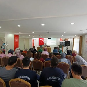Dr. İsmail Işık Huzurevi Personeline İş Güvenliği Eğitim Programı Düzenlendi - fotoğraf 5