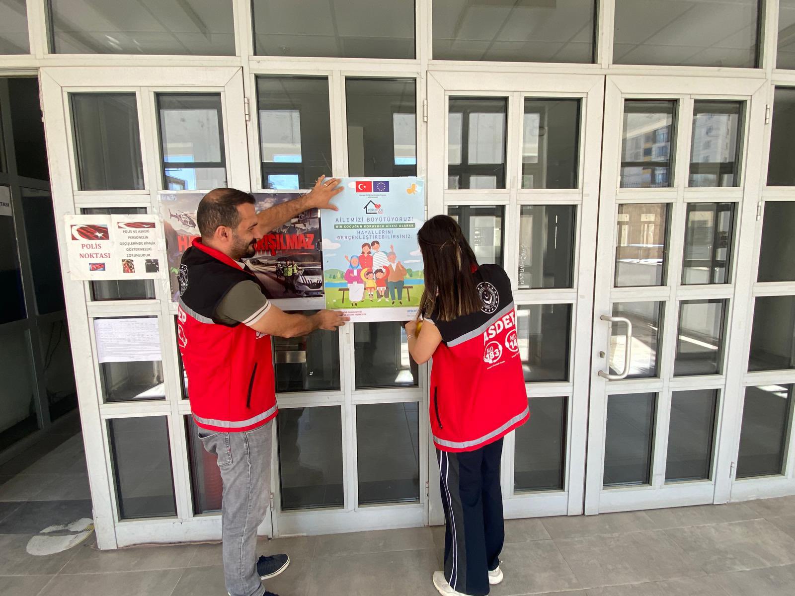 Yüksekova’da Koruyucu Aile Tanıtımı Devam Ediyor