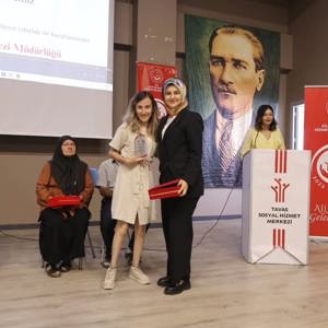 Tavas’ta Aile Mirası Anlatılarıyla Kuşaklar Bir Araya Geldi - fotoğraf 6