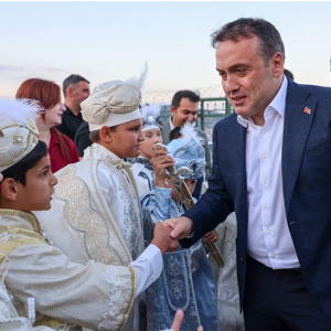 3. Geleneksel Sünnet Organizasyonu Büyük Bir Coşkuyla Gerçekleştirildi - fotoğraf 2