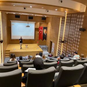 AİLE EĞİTİM PROGRAMLARIMIZ TÜM İLÇELERİMİZDE ETKİN BİR BİÇİMDE DEVAM ETMEKTEDİR - fotoğraf 1