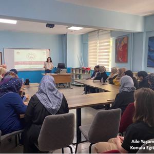AİLE EĞİTİM PROGRAMLARIMIZ TÜM İLÇELERİMİZDE ETKİN BİR BİÇİMDE DEVAM ETMEKTEDİR - fotoğraf 6