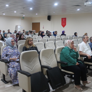 "Akran Zorbalığı ve Siber Zorbalık" Konulu Söyleşi Gerçekleştirildi - fotoğraf 1