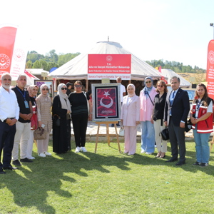 Malazgirt Zaferi’nin 954. Yılında Ahlat’ta “Sanatla Yaşam Sergisi”ne Büyük İlgi - fotoğraf 6