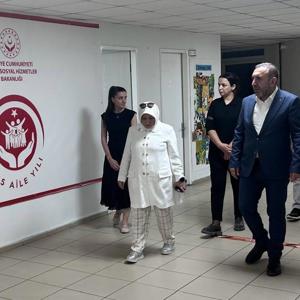 Çocuk Hizmetleri Genel Müdürümüz Sayın Ayşegül YILDIRIM KARA, Genel Müdür Yardımcımız Seyfi BOZÇELİK çocuk kuruluşlarımızı ziyaret etmiştir. - fotoğraf 2