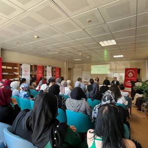 "Akran Zorbalığı ve Siber Zorbalık" Konulu Söyleşi Gerçekleştirildi - fotoğraf 3