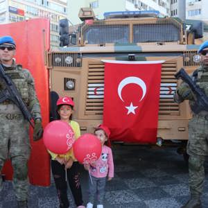 TSK’dan 30 Ağustos’ta Coşku Dolu Kutlama: Samsun’da Zafer Ruhu Yaşatıldı - fotoğraf 24