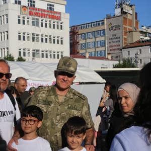 TSK’dan 30 Ağustos’ta Coşku Dolu Kutlama: Samsun’da Zafer Ruhu Yaşatıldı - fotoğraf 27