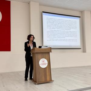Eskişehir'de Yaşlıların Yaşam Kalitesini Artırmak İçin Önemli Adım: Yaşlılık Çalıştayı Düzenlendi - fotoğraf 11