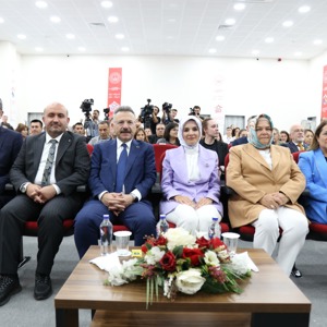 Aile ve Sosyal Hizmetler Bakanımız Sayın Mahinur Özdemir Göktaş Hanımefendi ile Valimiz Sayın Hüseyin Aksoy’un teşrifleriyle İl Yaşlılık Çalıştayımız gerçekleştirildi. - fotoğraf 2