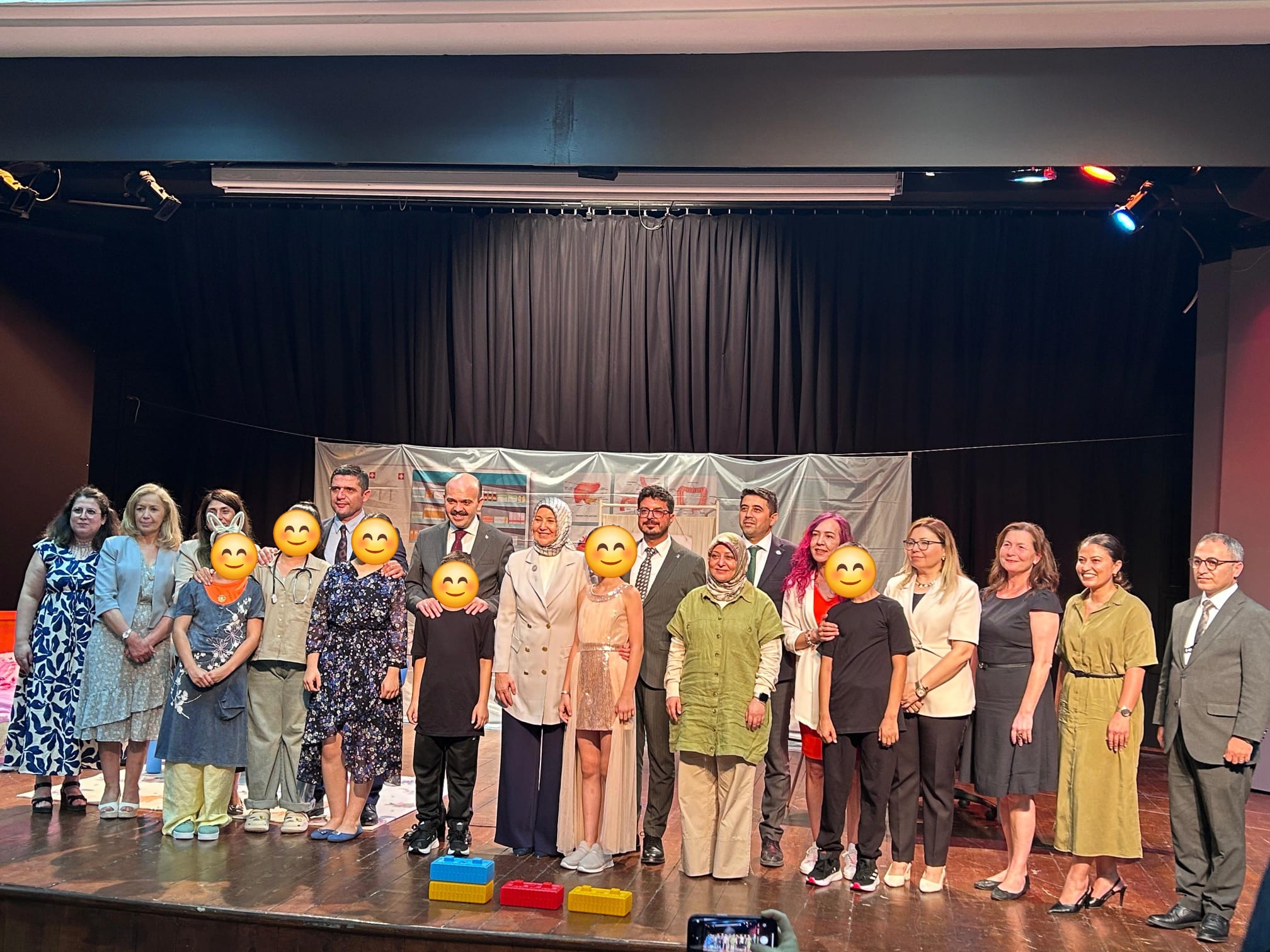 Bizim Çocuklar Güzel Oynuyor Tiyatro Ekibimiz, “Ponçik Teknoloji Bağımlısı” adlı oyunlarıyla Ankara Sinema Genel Müdürlüğü Tiyatro Sahnesinde seyirciyle buluştu.