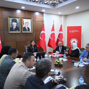 Güneydoğu Anadolu Bölgesi Kadın Hizmetleri Bölgesel İstişare Toplantısı Diyarbakır’da gerçekleştirildi. - fotoğraf 2