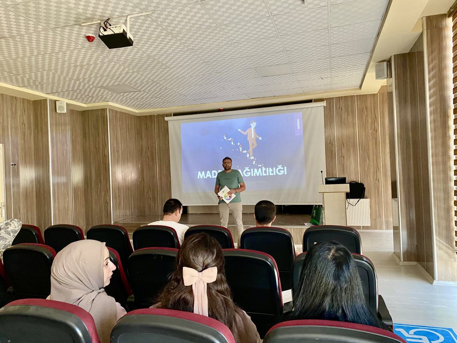 Yüksekova’da ‘Madde Bağımlılığı’ Eğitimi