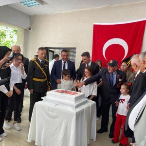 Gümüşhane’de 30 Ağustos Zafer Bayramı’nın 103. yılı coşkuyla kutlandı! - fotoğraf 3