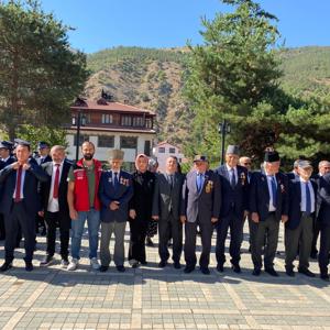 Gümüşhane’de 30 Ağustos Zafer Bayramı’nın 103. yılı coşkuyla kutlandı! - fotoğraf 13