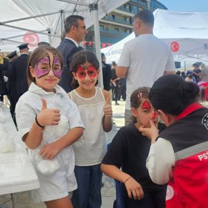 30 Ağustos Coşkusu Çocuklarımızın Yüzünde Tebessüm Oldu - fotoğraf 4