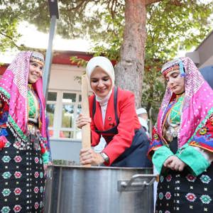 Aile ve Sosyal Hizmetler Bakanımız Göktaş, Balıkesir'de ziyaretlerde bulundu - fotoğraf 20