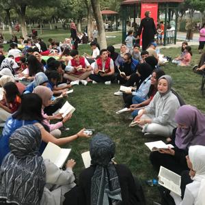  Okuyan Aile, Güçlü Gelecek - fotoğraf 1