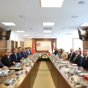 Bakanımız Göktaş, Azerbaycan Çalışma ve Halkın Sosyal Koruması Bakanı Aliyev ile bir araya geldi - fotoğraf 3